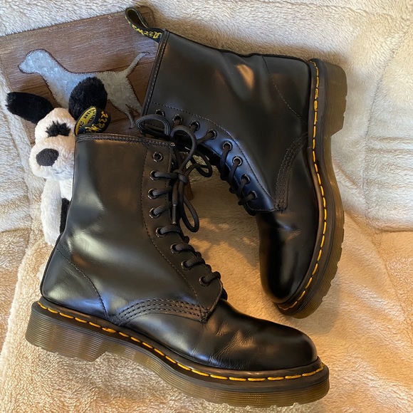 Dr Martens 1460 S7 Black Smooth Leather Boots🖤🖤 - Picture 5 of 8